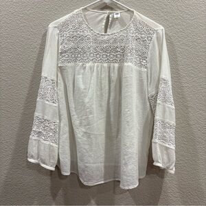Old Navy White Lace Accent Blouse